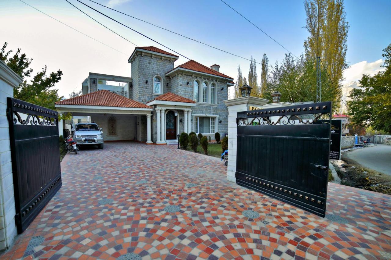 Arish Luxury Suites Скарду Экстерьер фото