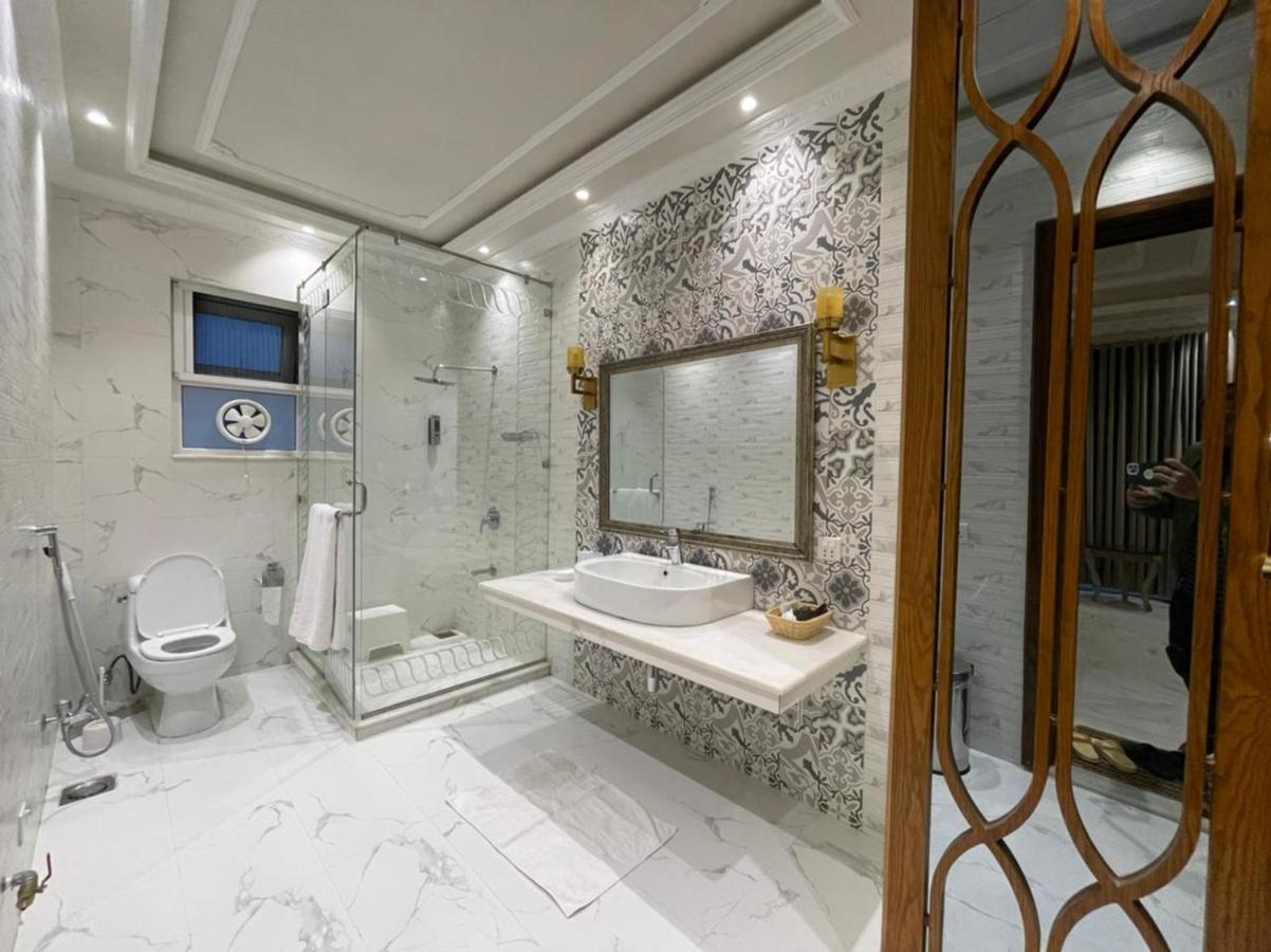 Arish Luxury Suites Скарду Экстерьер фото