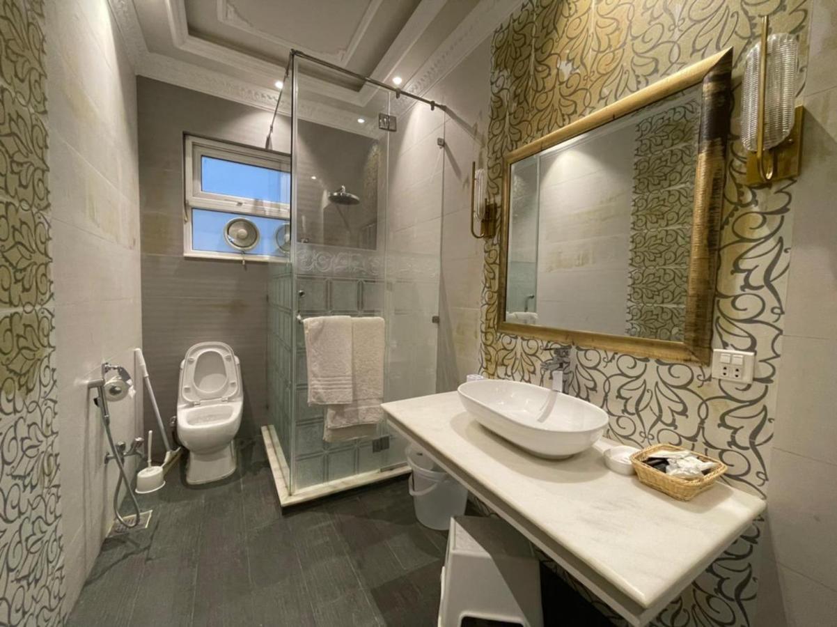 Arish Luxury Suites Скарду Экстерьер фото